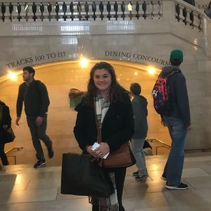 Meet your Posher, Delaney